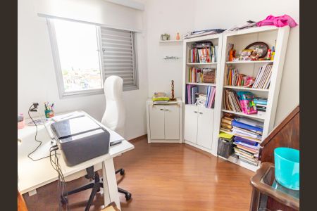 Apartamento à venda com 84m², 3 quartos e 2 vagas Apartamento à venda com 84m², 3 quartos e 2 vagasQuarto 2