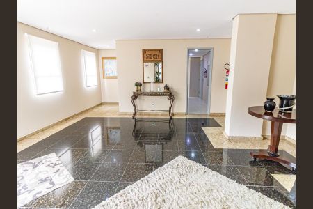 Apartamento à venda com 84m², 3 quartos e 2 vagas Apartamento à venda com 84m², 3 quartos e 2 vagasÁrea comum - Hall