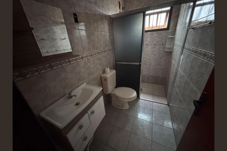 Casa à venda com 125m², 3 quartos e 1 vaga Casa à venda com 125m², 3 quartos e 1 vagaBanheiro