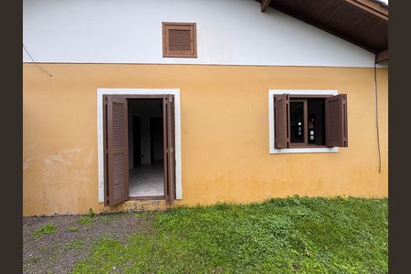 Casa à venda com 125m², 3 quartos e 1 vaga Casa à venda com 125m², 3 quartos e 1 vagaQuintal