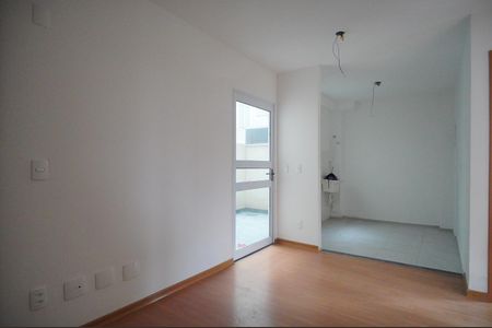 Apartamento para alugar com 60m², 2 quartos e 1 vagaSala