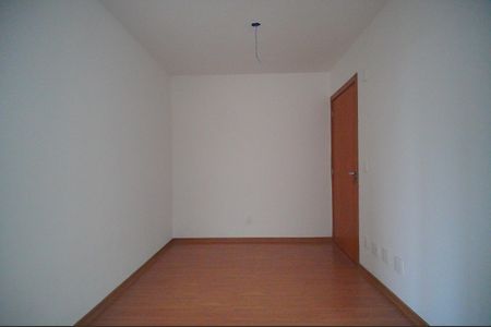 Apartamento para alugar com 60m², 2 quartos e 1 vagaSala