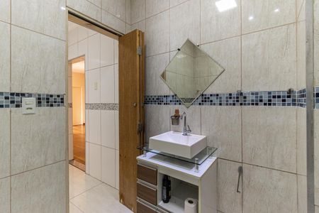 Apartamento para alugar com 99m², 3 quartos e sem vaga Apartamento para alugar com 99m², 3 quartos e sem vagaBanheiro