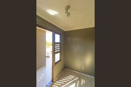 Casa à venda com 250m², 4 quartos e 2 vagas Casa à venda com 250m², 4 quartos e 2 vagasDespensa