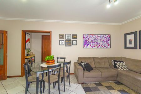 Casa à venda com 250m², 4 quartos e 2 vagas Casa à venda com 250m², 4 quartos e 2 vagasCozinha