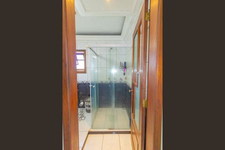 Casa à venda com 250m², 4 quartos e 2 vagas Casa à venda com 250m², 4 quartos e 2 vagasBanheiro da Suíte