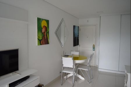 Apartamento à venda com 38m², 1 quarto e sem vagaSala