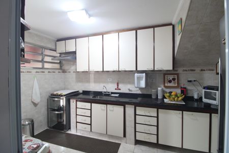 Casa à venda com 150m², 3 quartos e 2 vagasCozinha