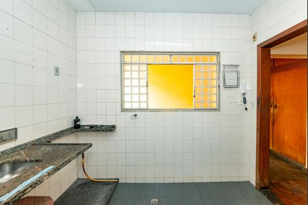 Casa à venda com 300m², 4 quartos e 2 vagasCozinha