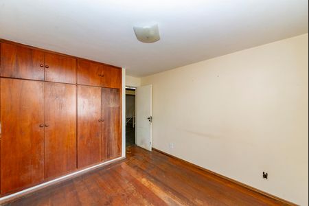 Casa à venda com 300m², 4 quartos e 2 vagasQuarto 3