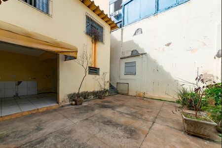 Casa à venda com 300m², 4 quartos e 2 vagasQuintal