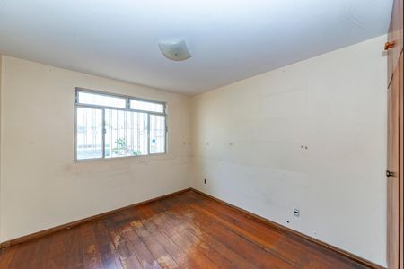 Casa à venda com 300m², 4 quartos e 2 vagasQuarto 3