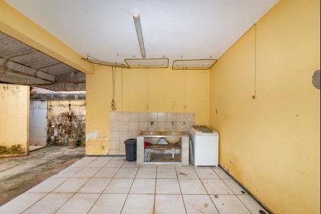 Casa à venda com 300m², 4 quartos e 2 vagasÁrea de Serviço