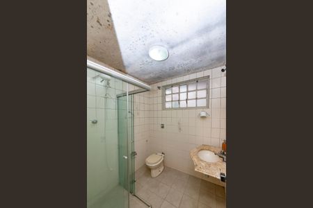 Casa à venda com 300m², 4 quartos e 2 vagasBanheiro Social