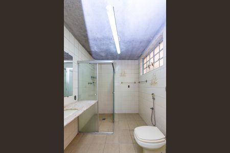 Casa à venda com 300m², 4 quartos e 2 vagasBanheiro da Suíte