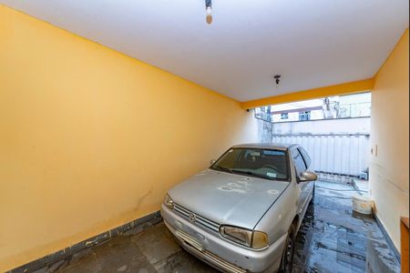 Casa à venda com 300m², 4 quartos e 2 vagasGaragem