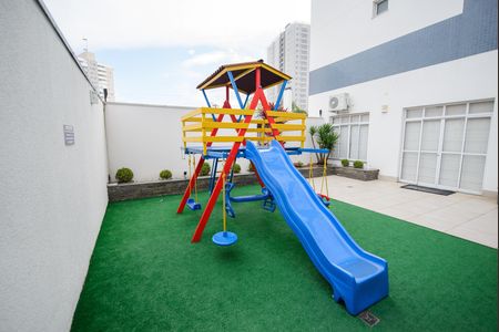 Apartamento para alugar com 70m², 2 quartos e 1 vaga Apartamento para alugar com 70m², 2 quartos e 1 vagaÁrea comum - Playground