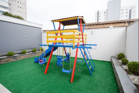 Apartamento para alugar com 70m², 2 quartos e 1 vaga Apartamento para alugar com 70m², 2 quartos e 1 vagaÁrea comum - Playground