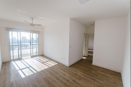 Apartamento para alugar com 70m², 2 quartos e 1 vaga Apartamento para alugar com 70m², 2 quartos e 1 vagaSala