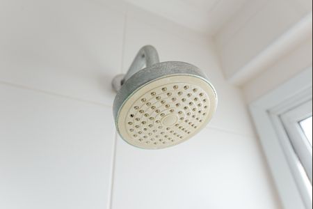 Apartamento para alugar com 70m², 2 quartos e 1 vaga Apartamento para alugar com 70m², 2 quartos e 1 vagaBanheiro da Suíte