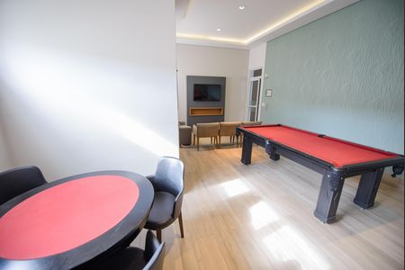 Apartamento para alugar com 70m², 2 quartos e 1 vaga Apartamento para alugar com 70m², 2 quartos e 1 vagaÁrea comum - Sala de jogos