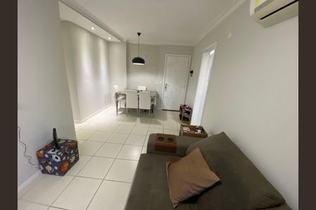 Apartamento à venda com 70m², 2 quartos e 1 vaga Apartamento à venda com 70m², 2 quartos e 1 vagaSala