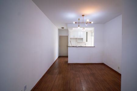 Apartamento à venda com 76m², 3 quartos e 2 vagasSala