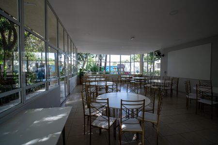 Apartamento à venda com 76m², 3 quartos e 2 vagasÁrea comum - Salão de festas