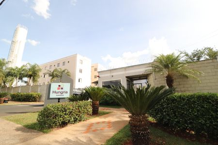 Apartamento para alugar com 44m², 2 quartos e 1 vagaFachada e portaria