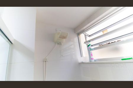 Apartamento à venda com 60m², 2 quartos e 2 vagas Apartamento à venda com 60m², 2 quartos e 2 vagasBanheiro