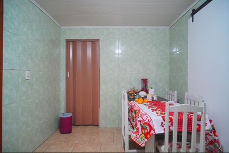 Casa à venda com 90m², 3 quartos e 2 vagasCozinha