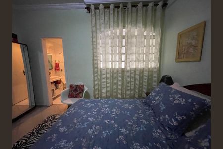 Casa à venda com 330m², 3 quartos e 7 vagasSuite