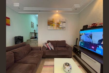 Casa à venda com 330m², 3 quartos e 7 vagasSala