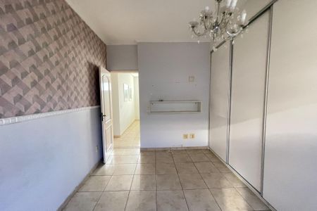 Casa para alugar com 100m², 2 quartos e 1 vagaQuarto