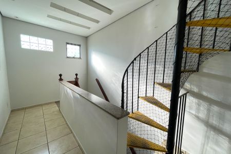Casa para alugar com 100m², 2 quartos e 1 vagaCorredor