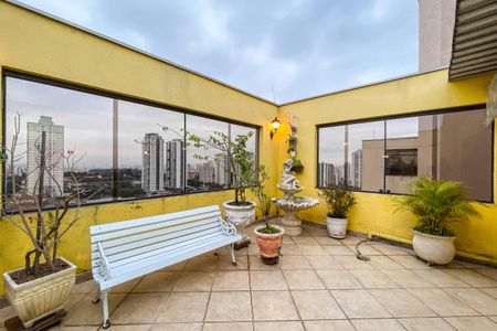 Apartamento à venda com 330m², 3 quartos e 3 vagas Apartamento à venda com 330m², 3 quartos e 3 vagasÁrea Gourmet