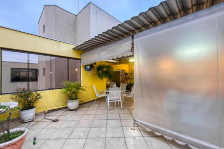 Apartamento à venda com 330m², 3 quartos e 3 vagas Apartamento à venda com 330m², 3 quartos e 3 vagasÁrea Gourmet