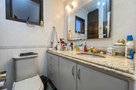 Apartamento à venda com 330m², 3 quartos e 3 vagas Apartamento à venda com 330m², 3 quartos e 3 vagasBanheiro Social
