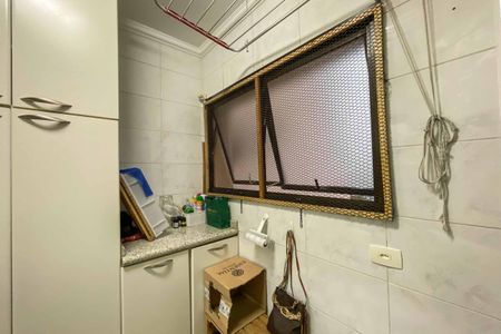 Apartamento à venda com 330m², 3 quartos e 3 vagas Apartamento à venda com 330m², 3 quartos e 3 vagasÁrea de Serviço