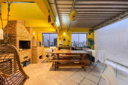 Apartamento à venda com 330m², 3 quartos e 3 vagas Apartamento à venda com 330m², 3 quartos e 3 vagasÁrea Gourmet