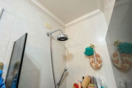 Apartamento à venda com 330m², 3 quartos e 3 vagas Apartamento à venda com 330m², 3 quartos e 3 vagasBanheiro Social