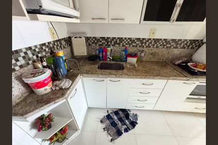 Apartamento à venda com 97m², 2 quartos e 1 vagaCozinha 