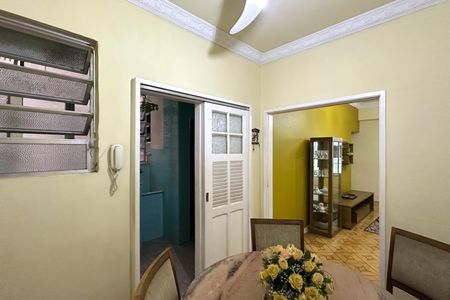 Apartamento à venda com 93m², 3 quartos e sem vaga Apartamento à venda com 93m², 3 quartos e sem vagaSala de Jantar