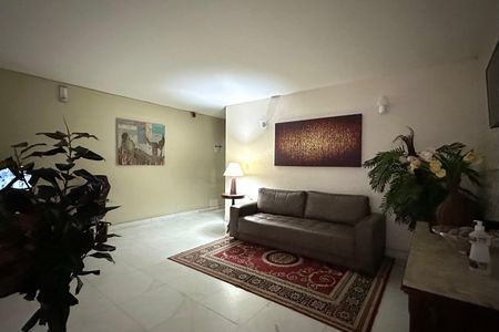 Apartamento à venda com 93m², 3 quartos e sem vaga Apartamento à venda com 93m², 3 quartos e sem vagaHall de Entrada