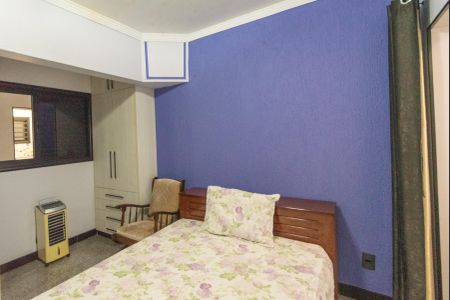 Casa à venda com 320m², 3 quartos e 2 vagas Casa à venda com 320m², 3 quartos e 2 vagasSuíte 1