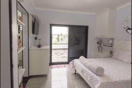 Casa à venda com 320m², 3 quartos e 2 vagas Casa à venda com 320m², 3 quartos e 2 vagasSuíte 2