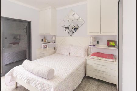 Casa à venda com 320m², 3 quartos e 2 vagas Casa à venda com 320m², 3 quartos e 2 vagasSuíte 2