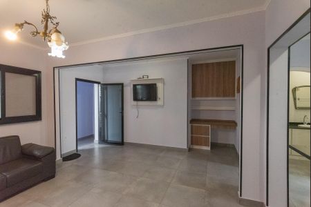 Casa à venda com 320m², 3 quartos e 2 vagas Casa à venda com 320m², 3 quartos e 2 vagasEdícula