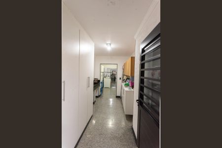 Casa à venda com 320m², 3 quartos e 2 vagas Casa à venda com 320m², 3 quartos e 2 vagasÁrea de Serviço