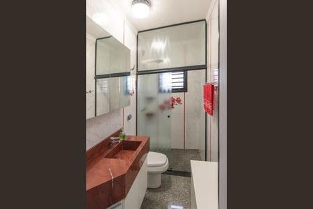 Casa à venda com 320m², 3 quartos e 2 vagas Casa à venda com 320m², 3 quartos e 2 vagasBanheiro da Suíte 1